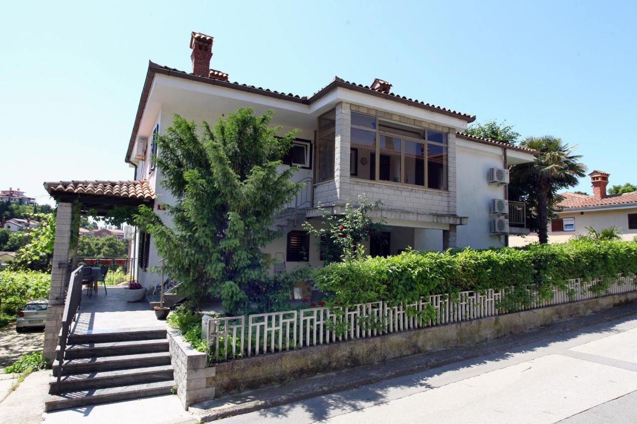 Tatjana'S Guesthouse Порторож Екстериор снимка