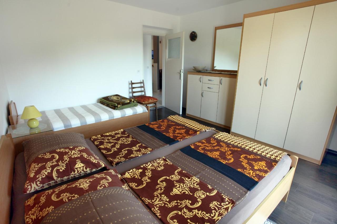 Tatjana'S Guesthouse Порторож Екстериор снимка